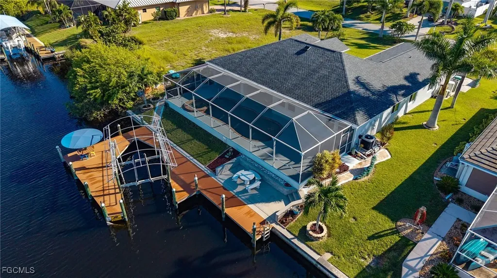 430 NW 39th Avenue Cape Coral FL 33993