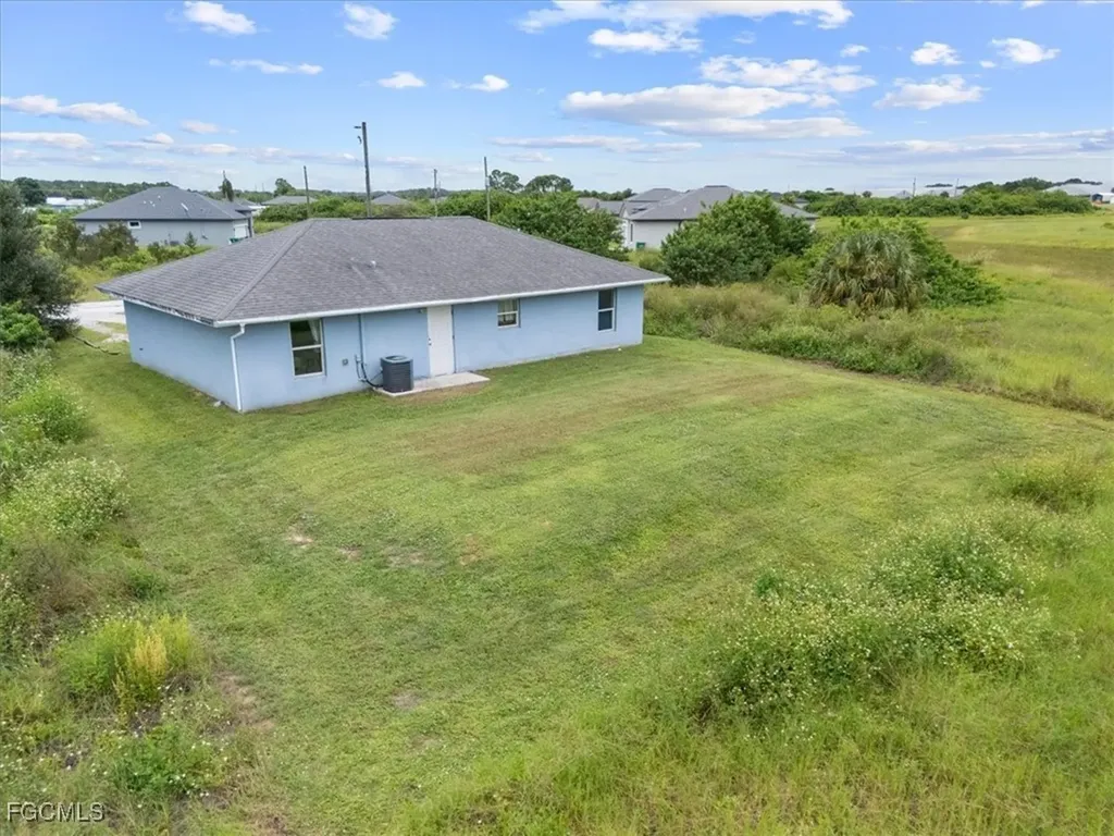 8019 Oakleaf Circle Labelle FL 33935