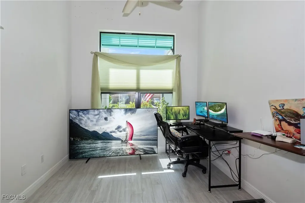 4404 SW 15th Place Cape Coral FL 33914