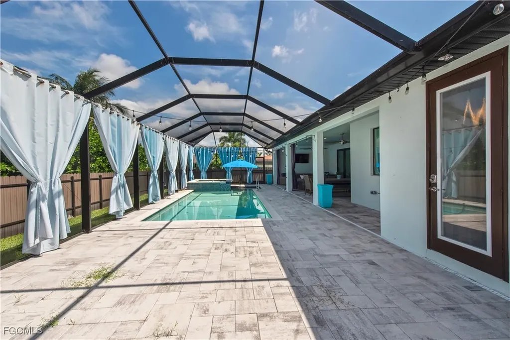 4404 SW 15th Place Cape Coral FL 33914