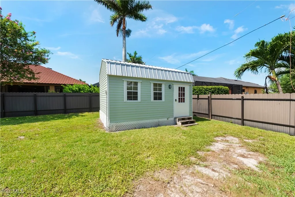 4404 SW 15th Place Cape Coral FL 33914