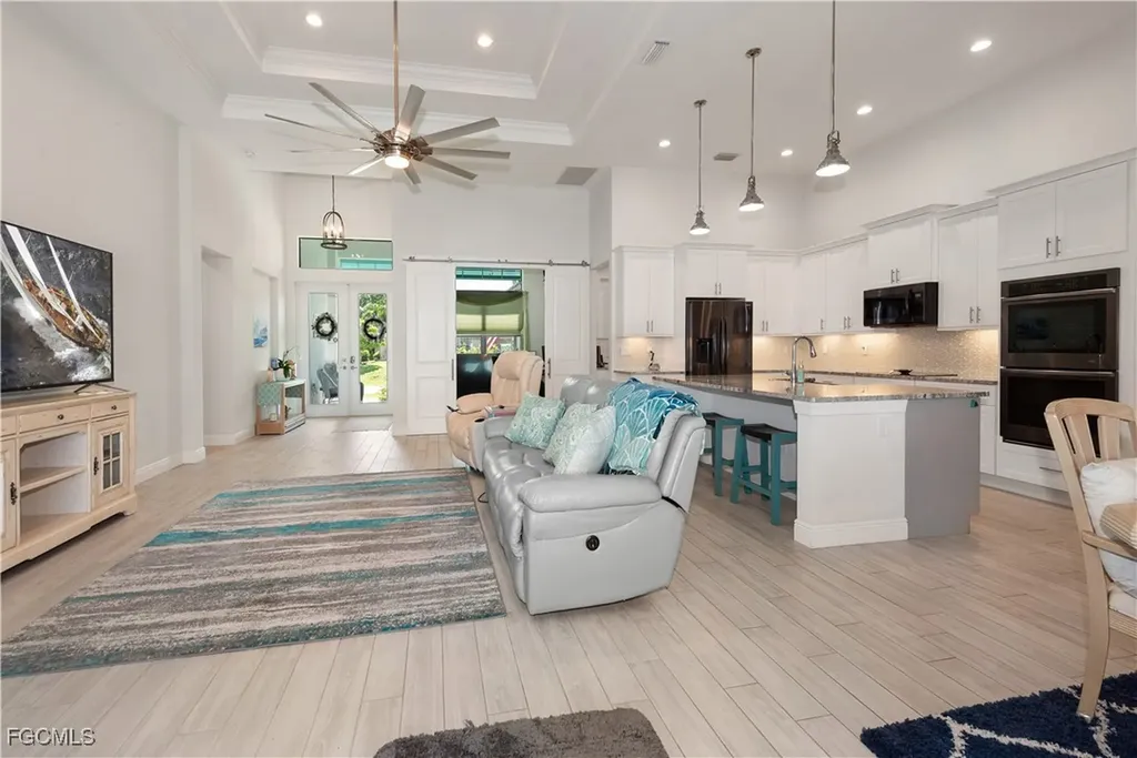 4404 SW 15th Place Cape Coral FL 33914