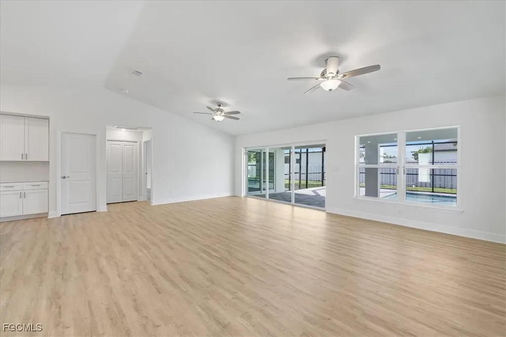 213 NW 12th Lane Cape Coral FL 33993