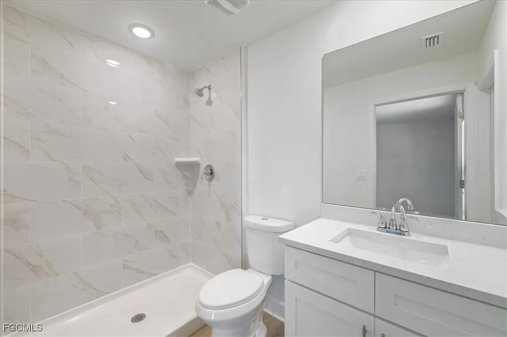 213 NW 12th Lane Cape Coral FL 33993