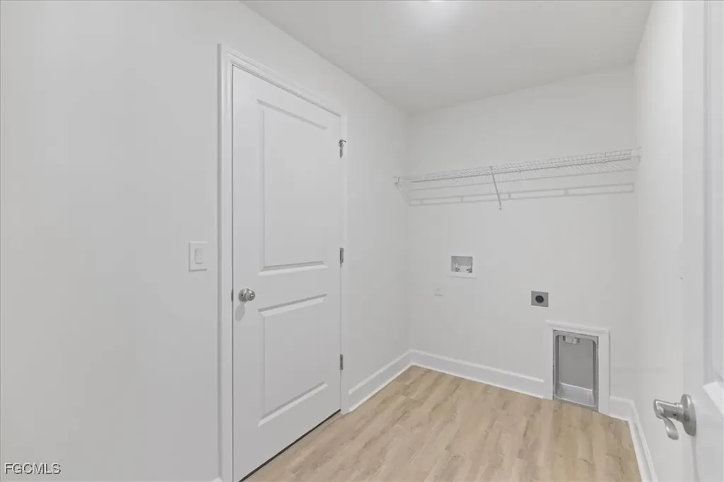 213 NW 12th Lane Cape Coral FL 33993