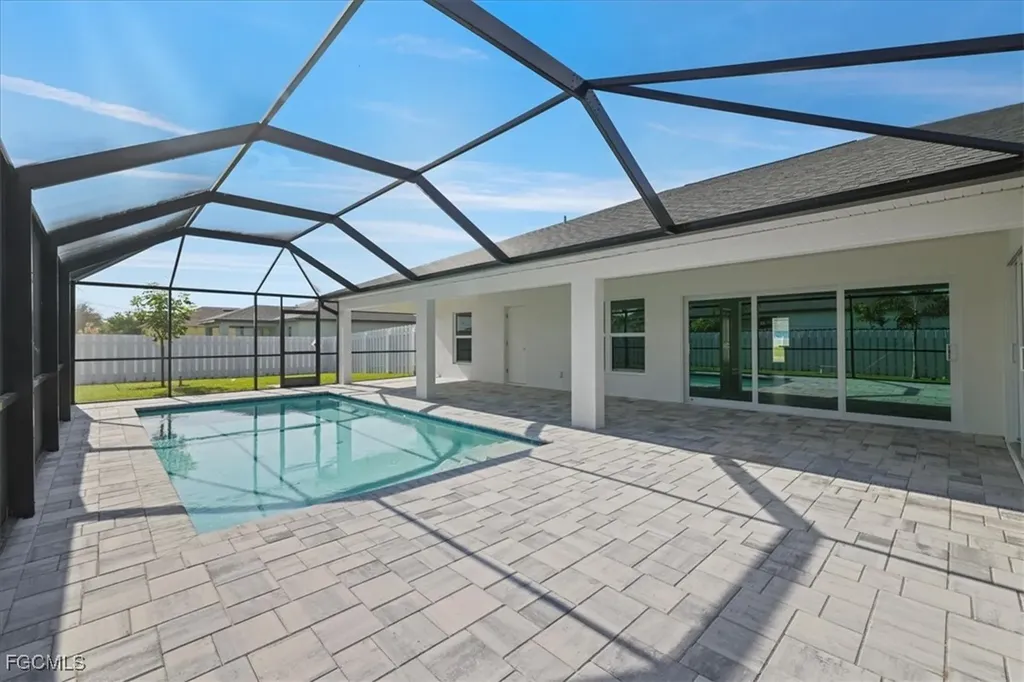 213 NW 12th Lane Cape Coral FL 33993