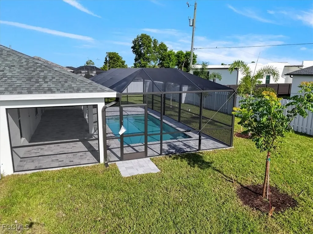 213 NW 12th Lane Cape Coral FL 33993