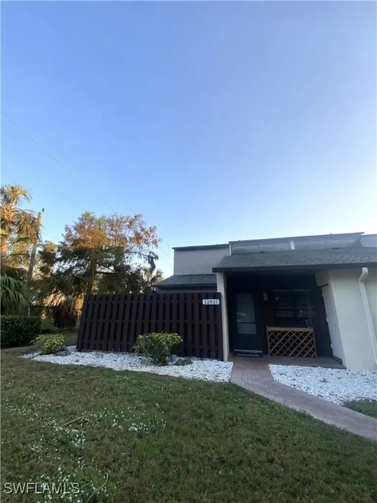 12921 Sandpoint Court Fort Myers FL 33919