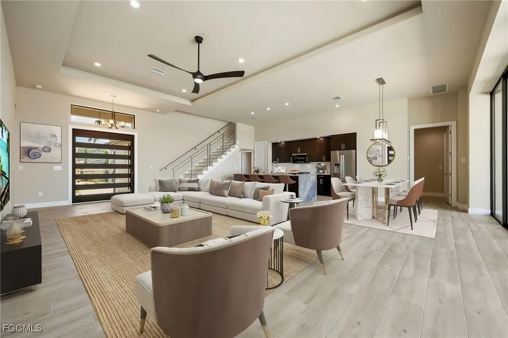 1024 Dolphin Drive Cape Coral FL 33904