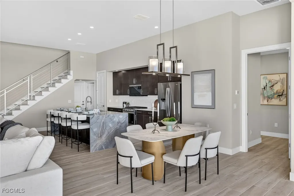 1024 Dolphin Drive Cape Coral FL 33904