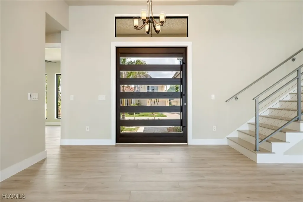 1024 Dolphin Drive Cape Coral FL 33904