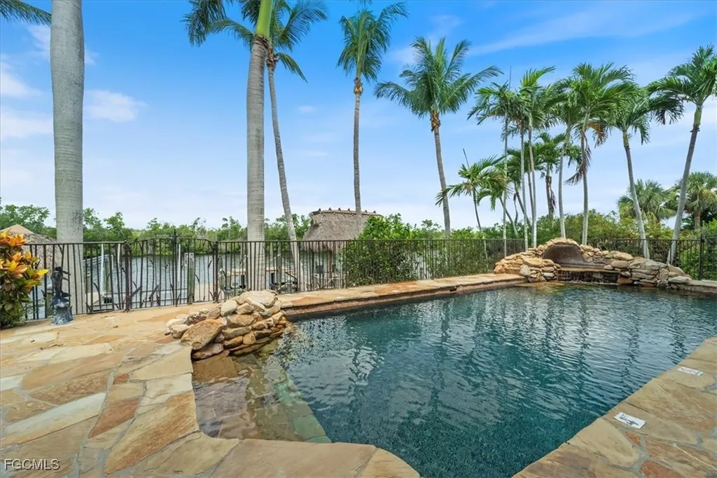 5312 SW 28th Place Cape Coral FL 33914