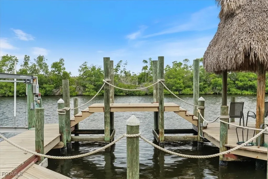 5312 SW 28th Place Cape Coral FL 33914