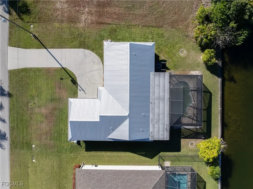 1402 SW 4th Avenue Cape Coral FL 33991