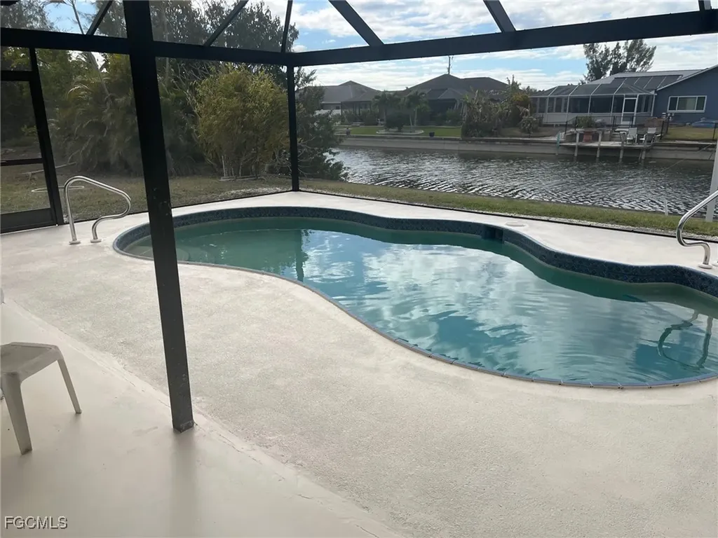 1402 SW 4th Avenue Cape Coral FL 33991