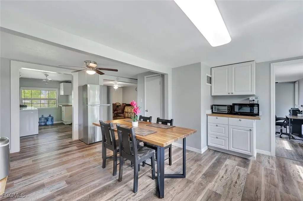 10464 Betsy Parkway St. James City FL 33956