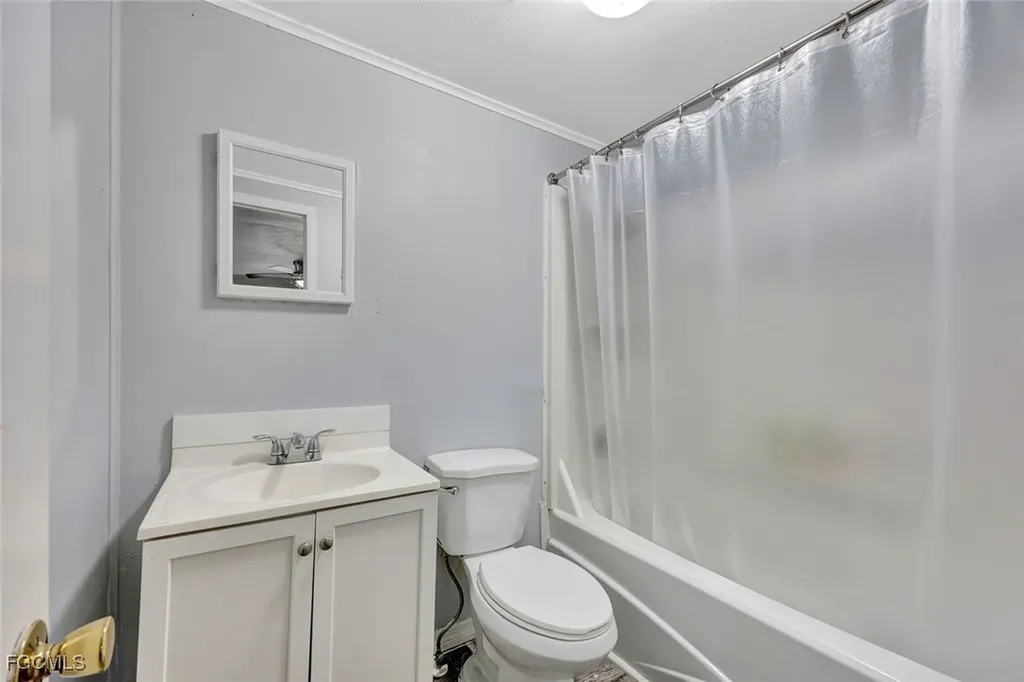 10464 Betsy Parkway St. James City FL 33956