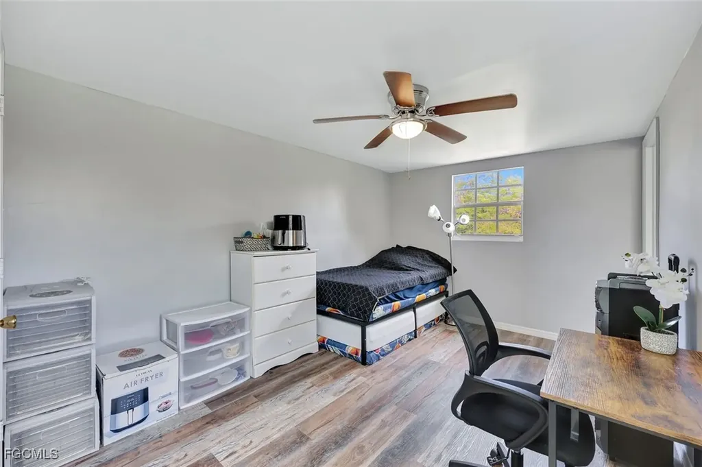 10464 Betsy Parkway St. James City FL 33956