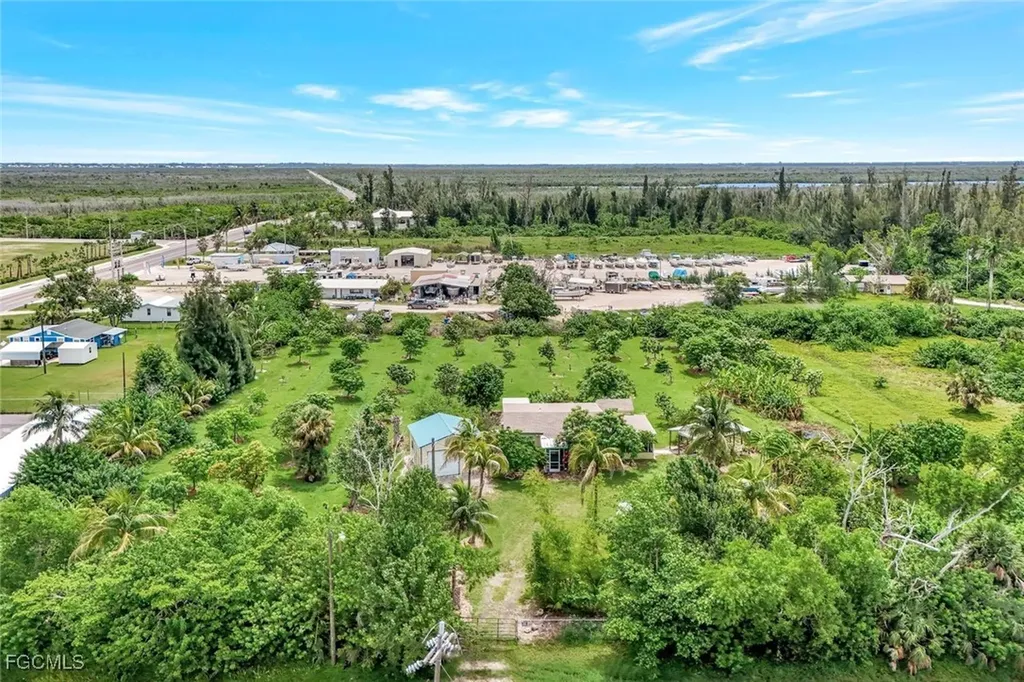 10464 Betsy Parkway St. James City FL 33956