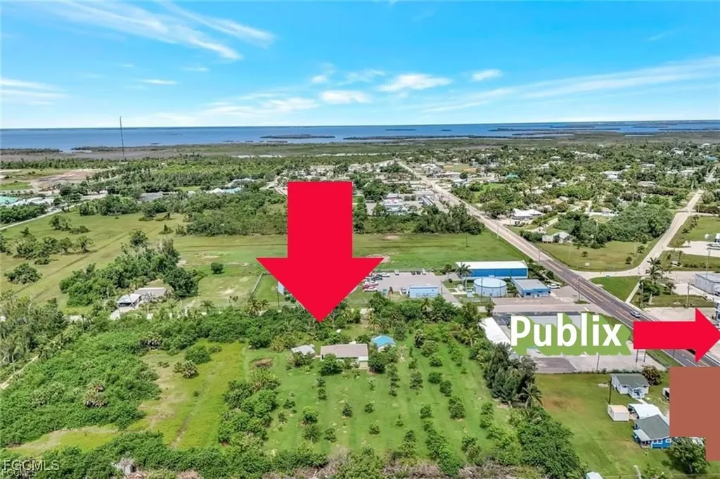 10464 Betsy Parkway St. James City FL 33956