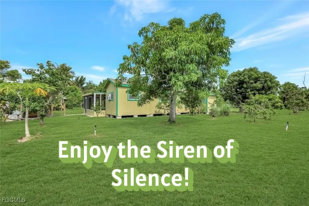 10464 Betsy Parkway St. James City FL 33956