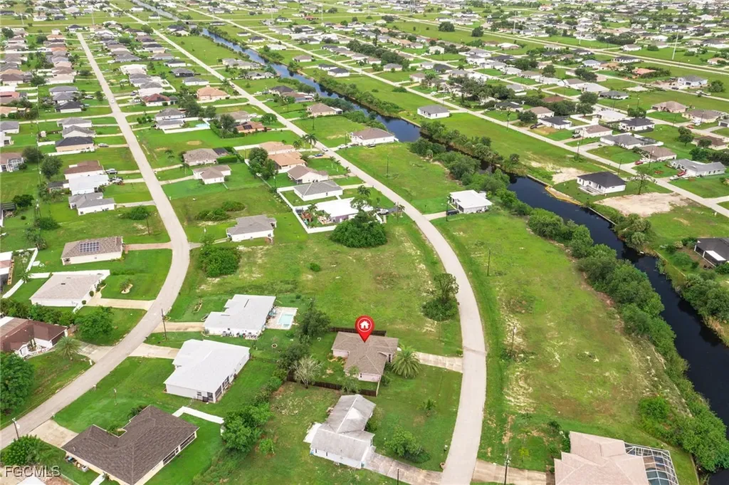 2000 NW 6th Street Cape Coral FL 33993