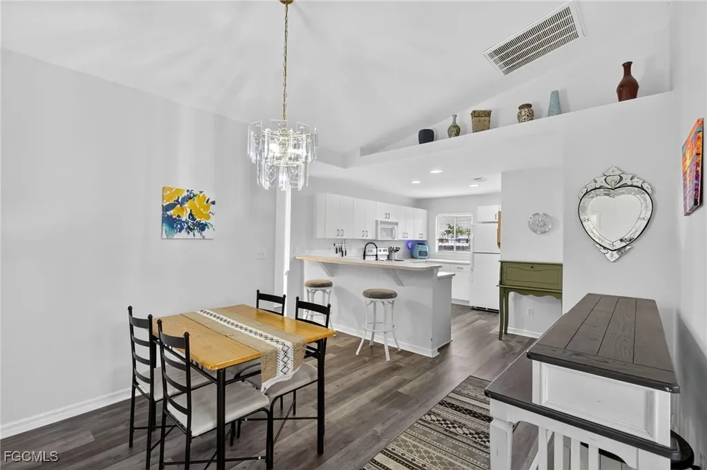 2000 NW 6th Street Cape Coral FL 33993