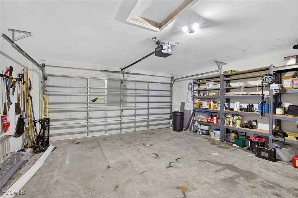 2000 NW 6th Street Cape Coral FL 33993