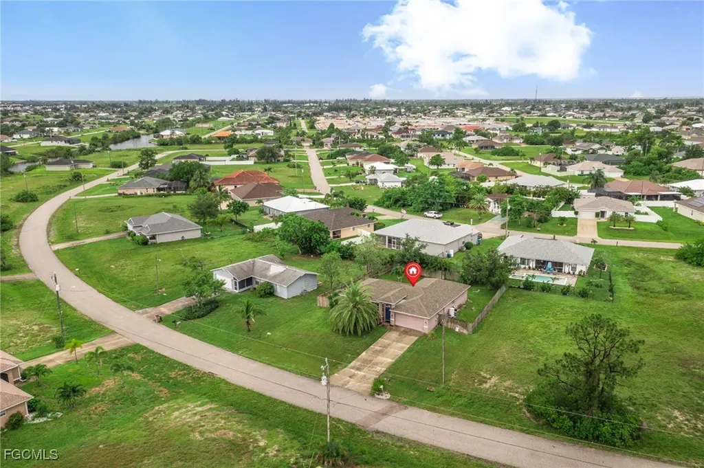 2000 NW 6th Street Cape Coral FL 33993