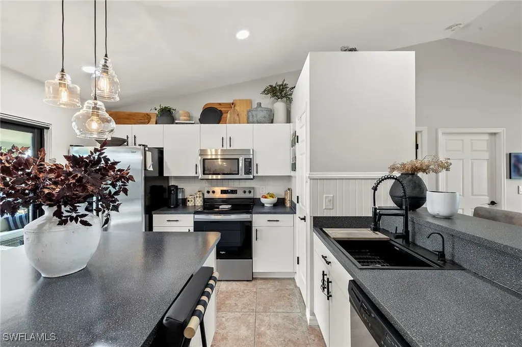 329 NE 27th Street Cape Coral FL 33909