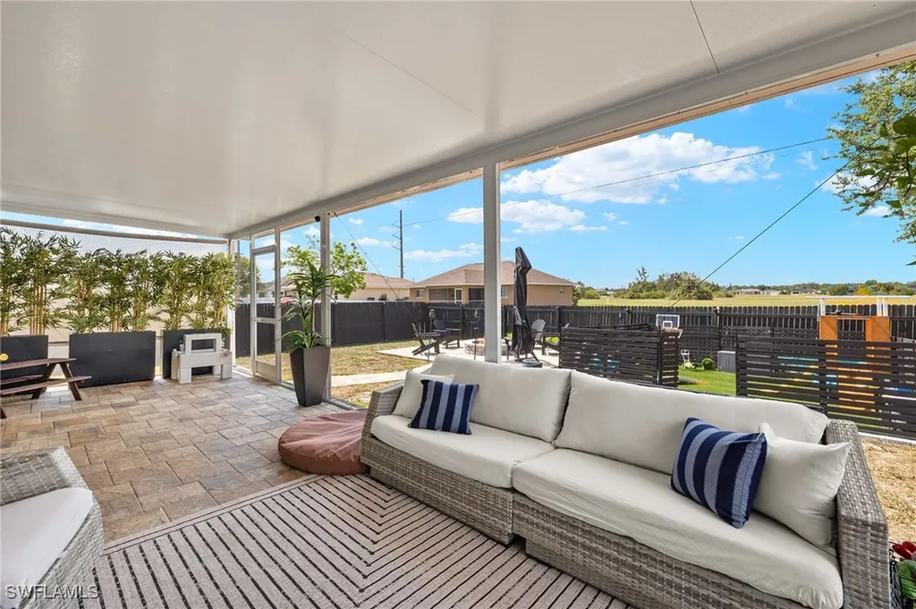 329 NE 27th Street Cape Coral FL 33909