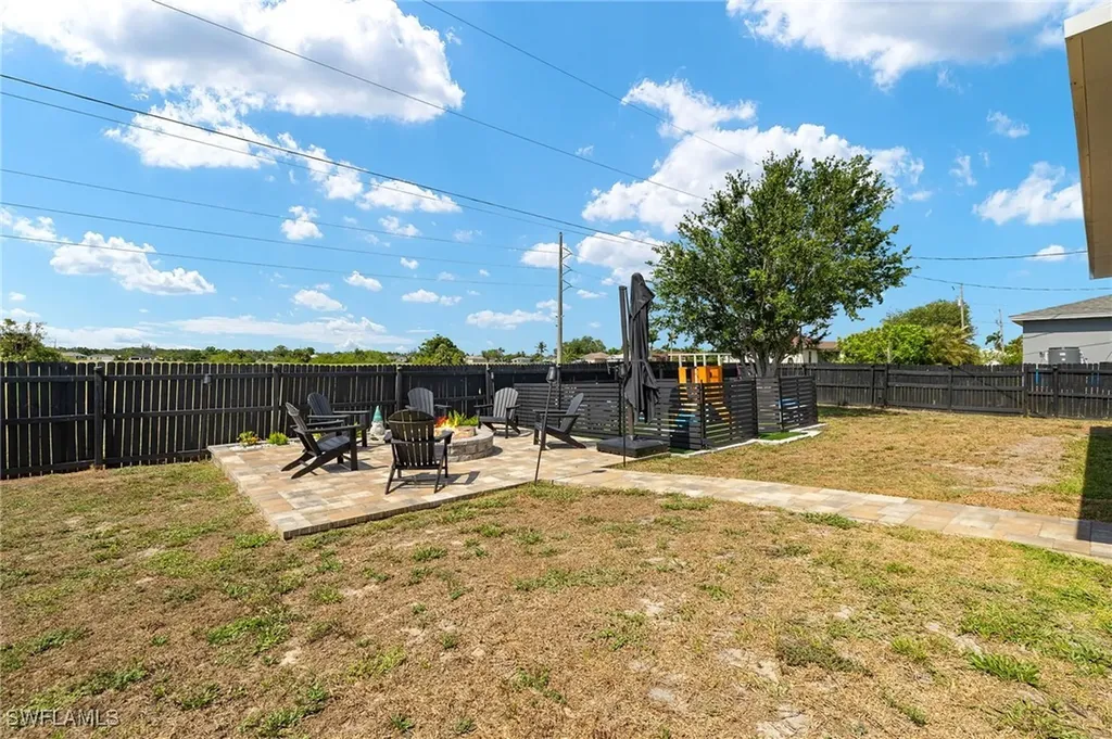 329 NE 27th Street Cape Coral FL 33909