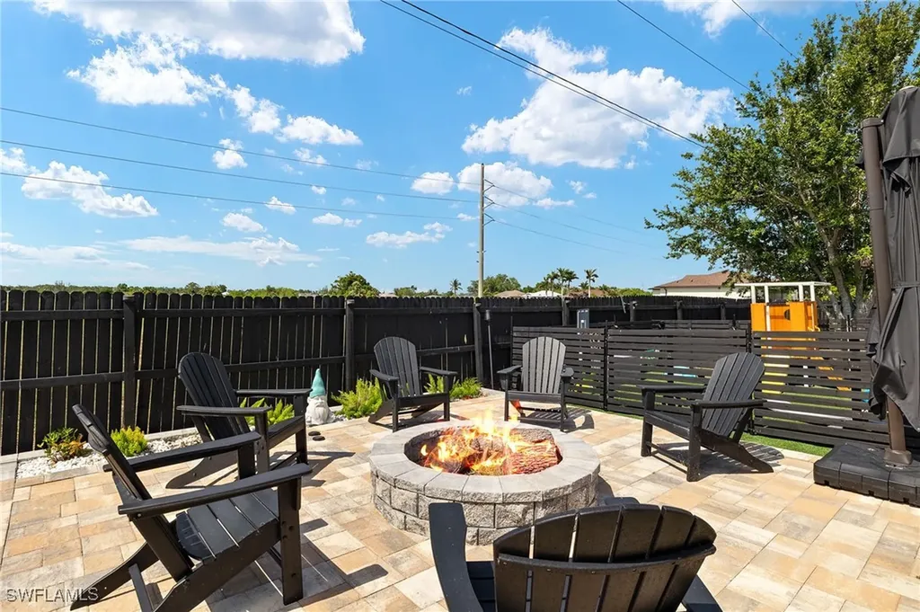 329 NE 27th Street Cape Coral FL 33909