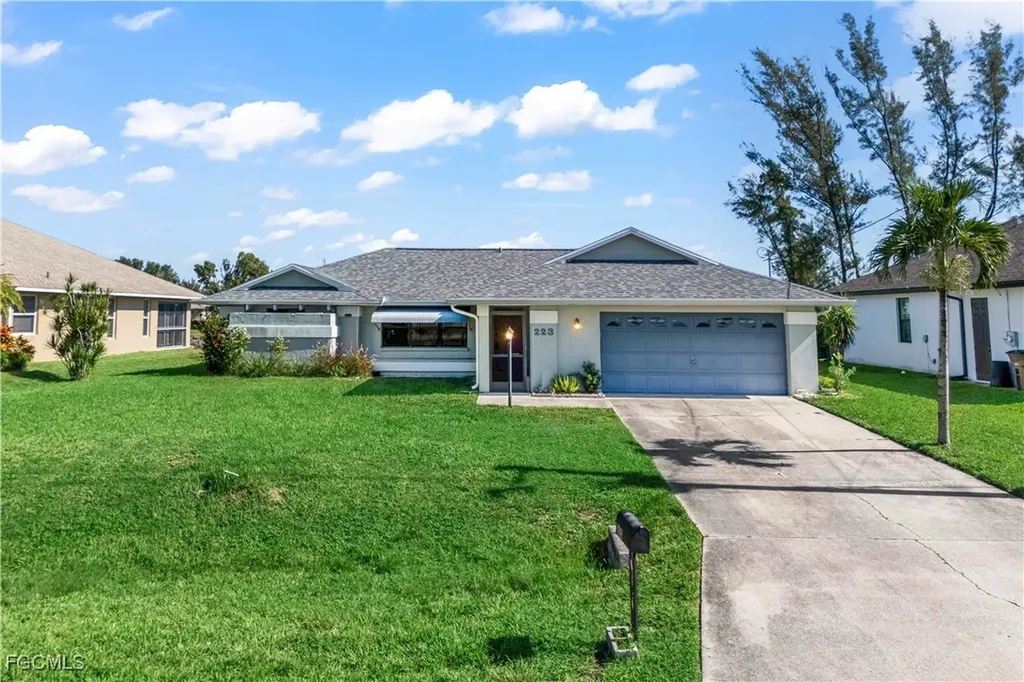223 SE 16th Street Cape Coral FL 33990