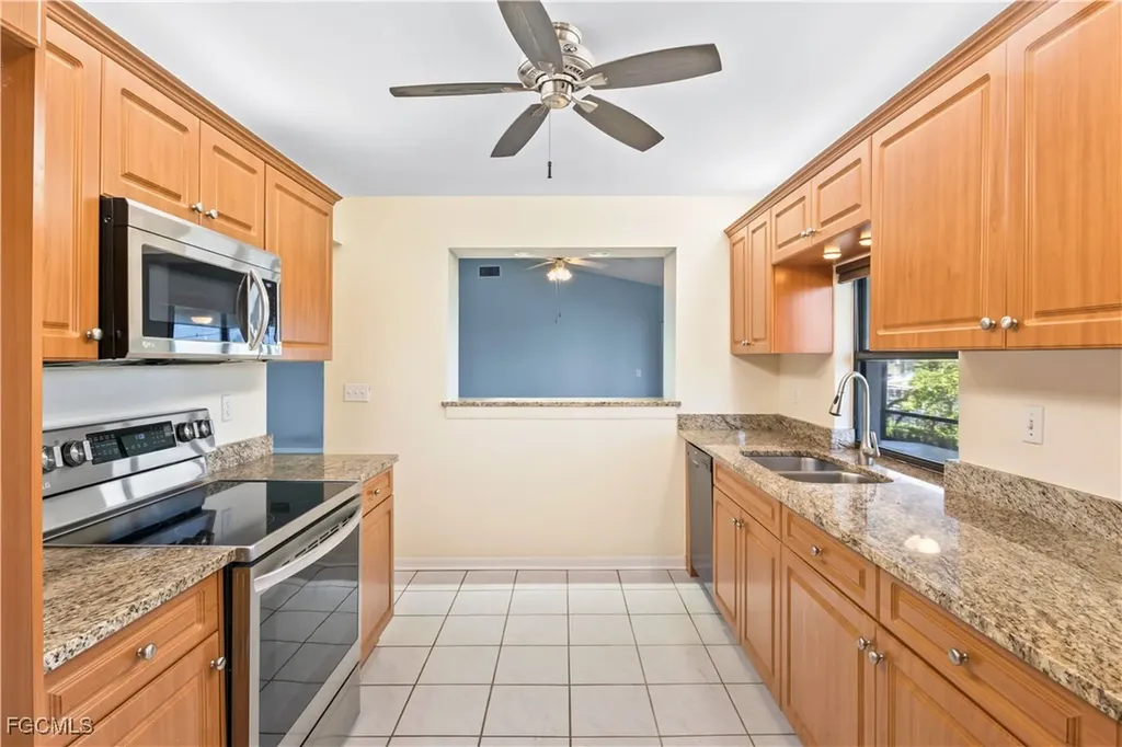 223 SE 16th Street Cape Coral FL 33990