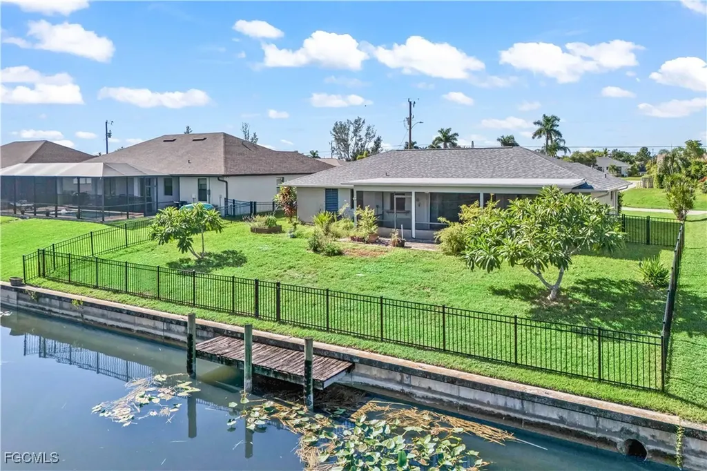 223 SE 16th Street Cape Coral FL 33990