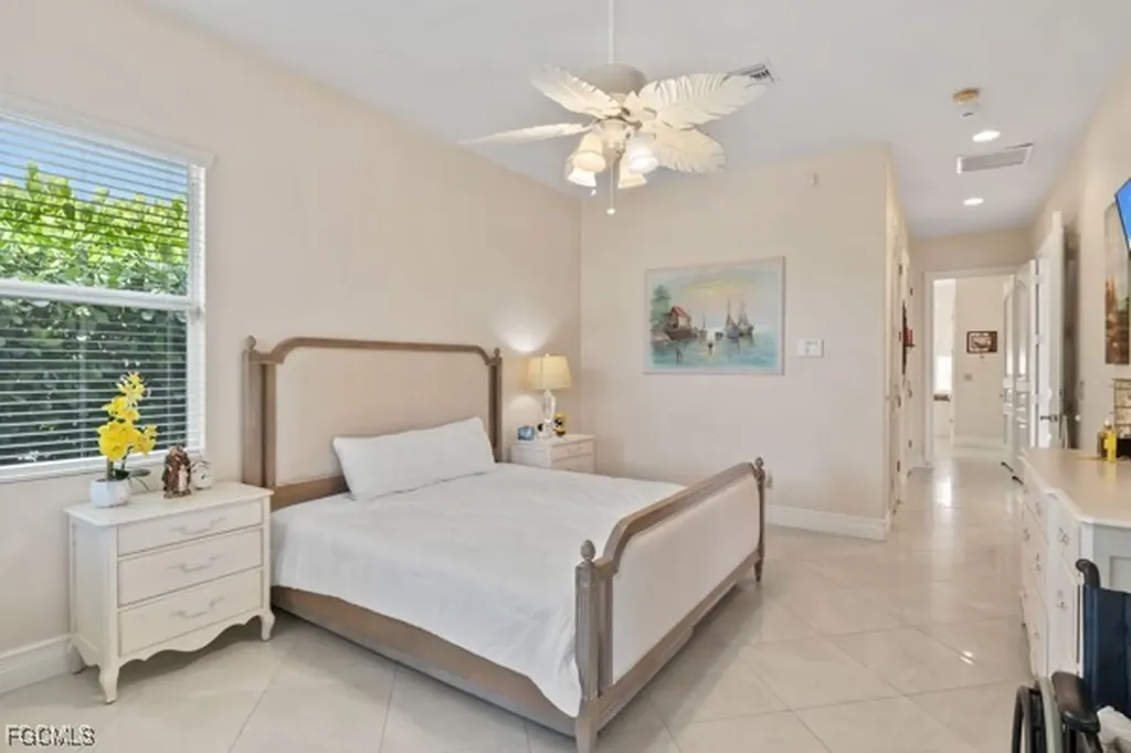 172 SE 23rd Street Cape Coral FL 33990