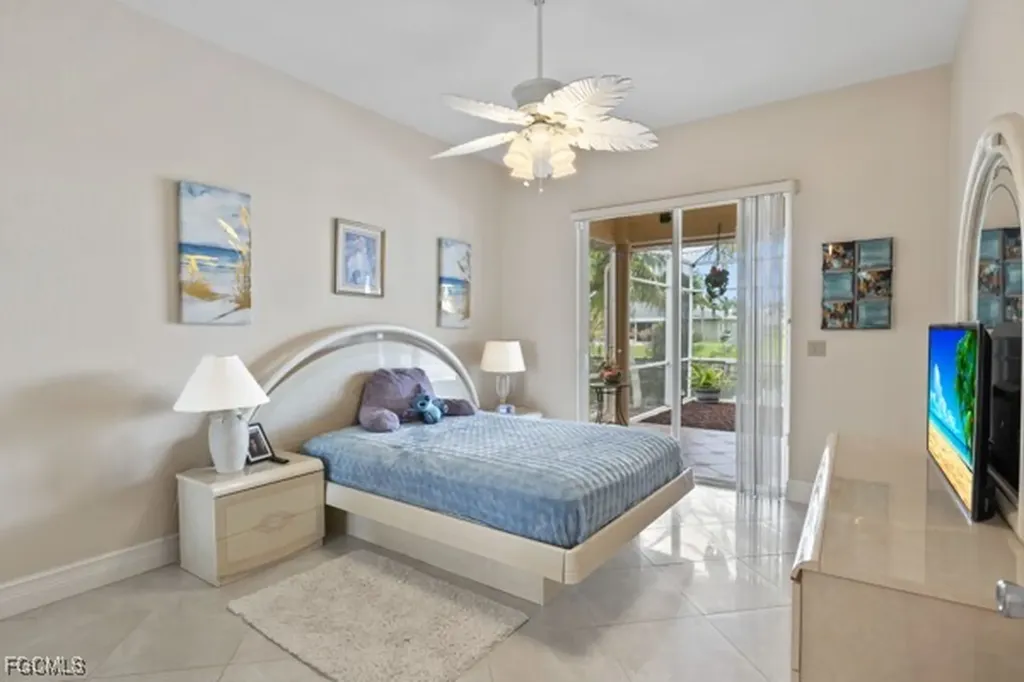 172 SE 23rd Street Cape Coral FL 33990