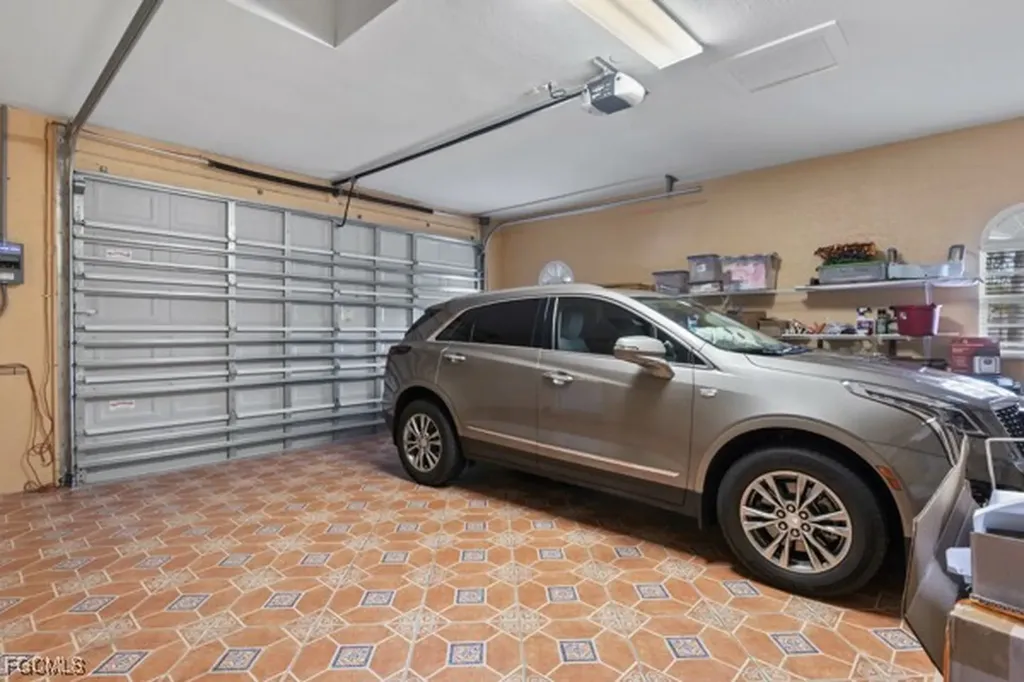 172 SE 23rd Street Cape Coral FL 33990