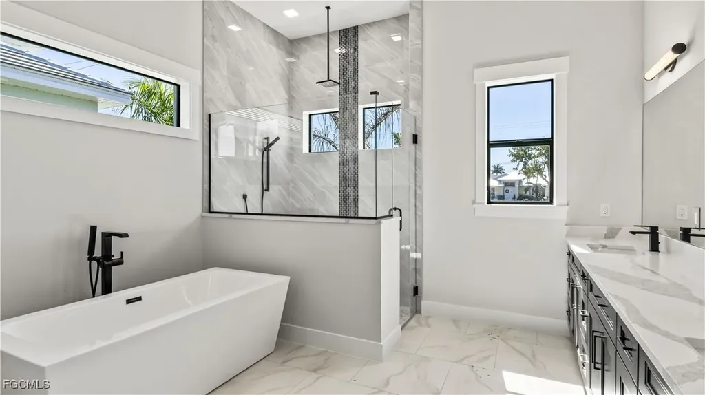 2133 Cape Coral Parkway W Cape Coral FL 33914