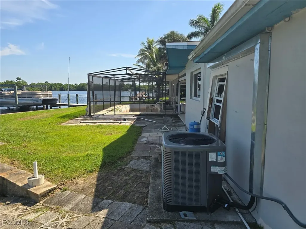 4919 E Riverside Drive Fort Myers FL 33905
