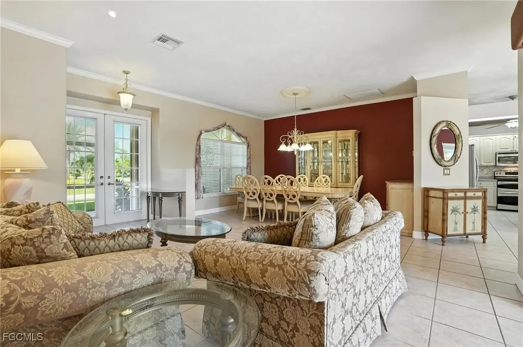 3929 SW 26th Avenue Cape Coral FL 33914