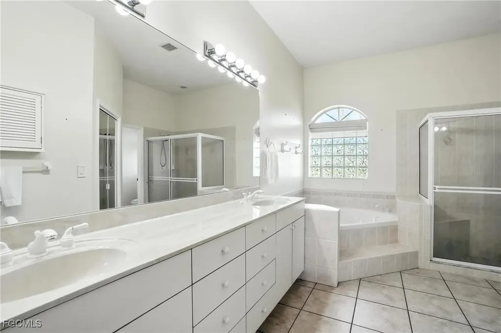 3929 SW 26th Avenue Cape Coral FL 33914