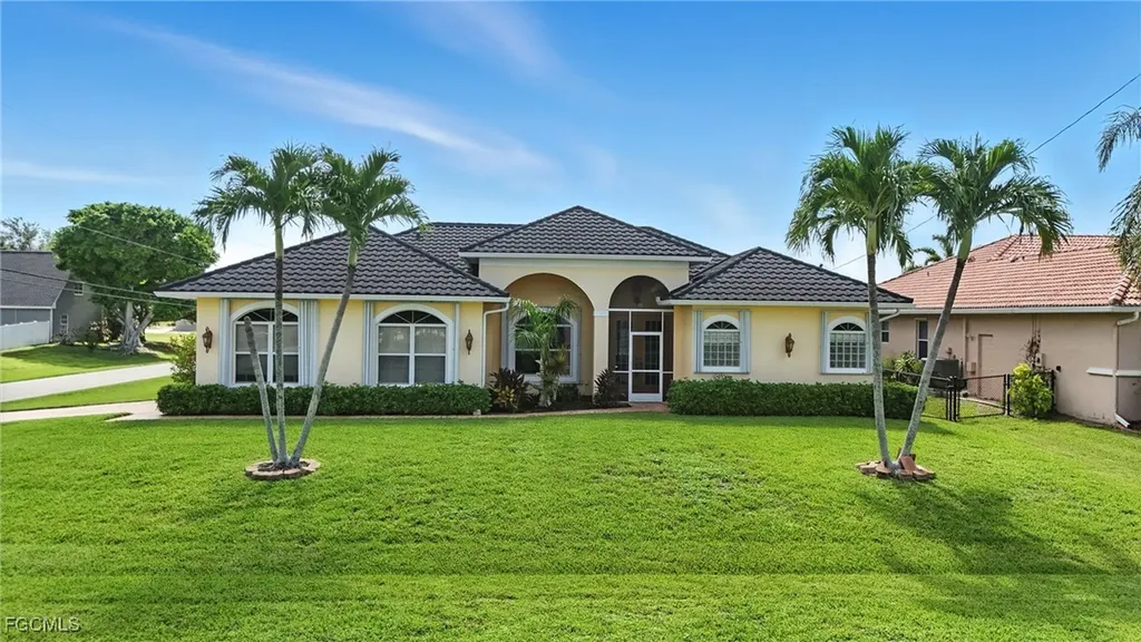 3929 SW 26th Avenue Cape Coral FL 33914