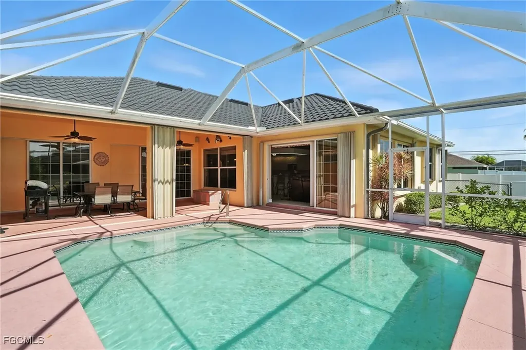 3929 SW 26th Avenue Cape Coral FL 33914