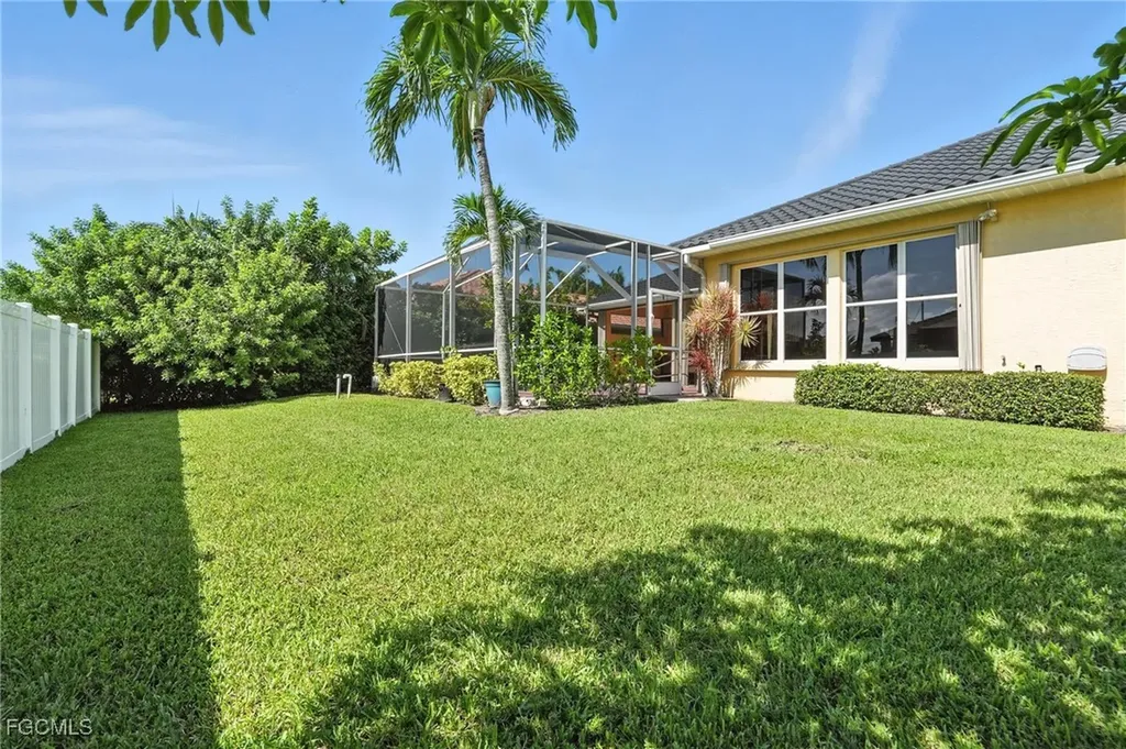 3929 SW 26th Avenue Cape Coral FL 33914