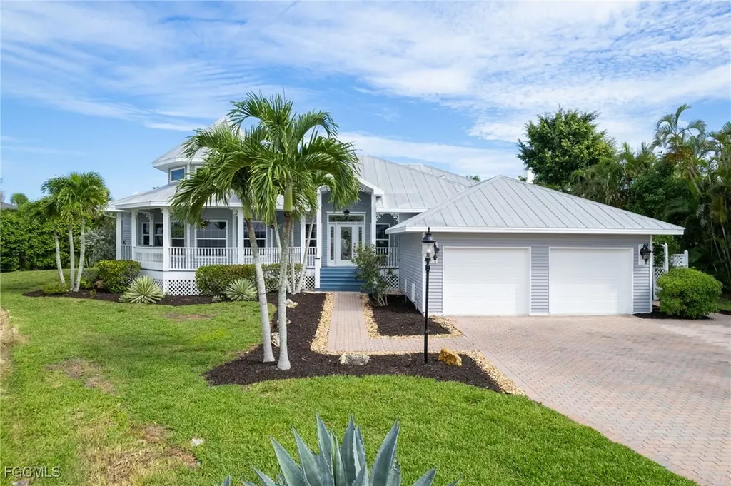 Fort Myers FL, 18210 Chesapeake Court