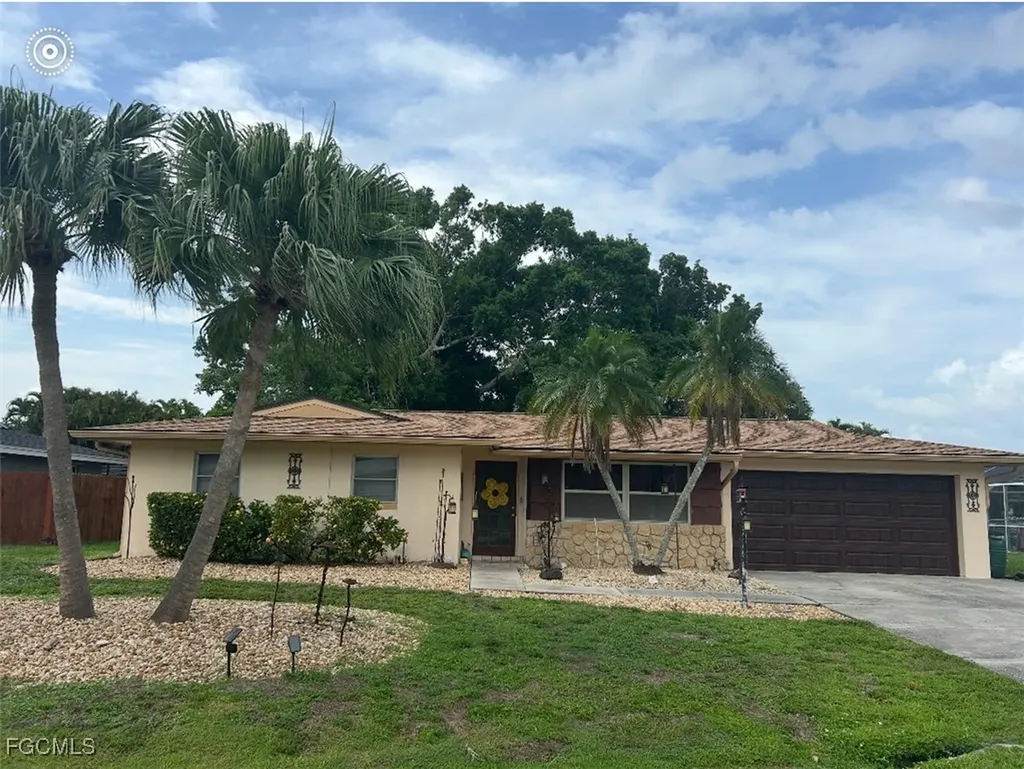 1649 N Hermitage Road Fort Myers FL 33919