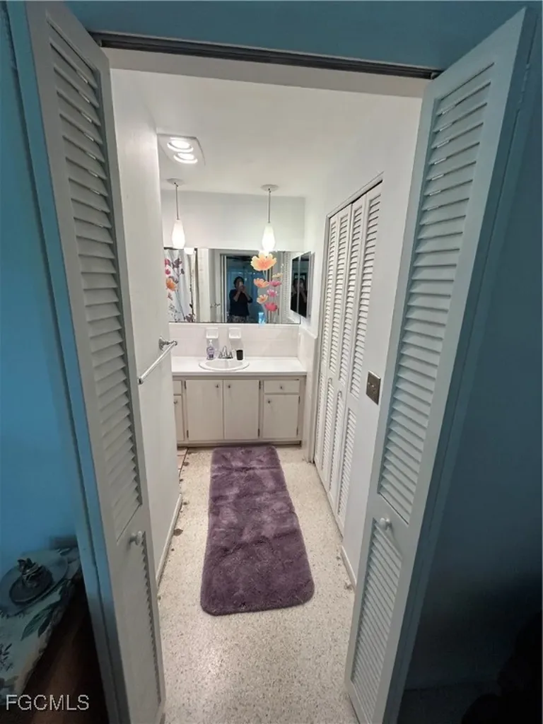 1649 N Hermitage Road Fort Myers FL 33919