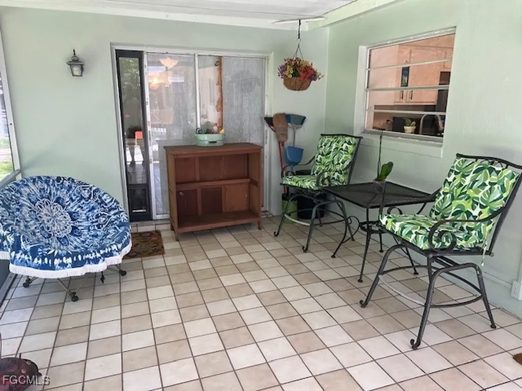 1649 N Hermitage Road Fort Myers FL 33919